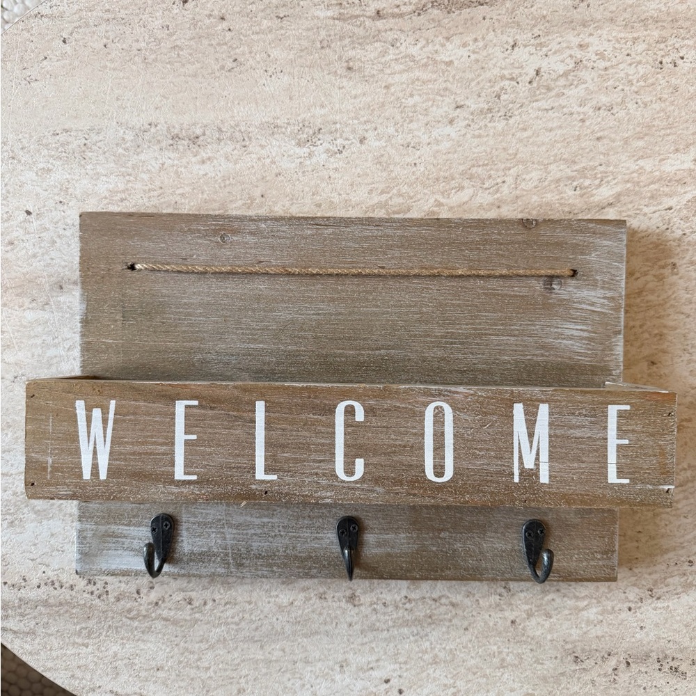Rustic Brown Welcome Wall Decor with Hooks